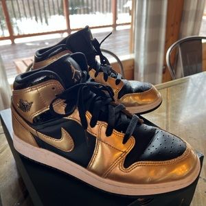 Air Jordan youth size 7